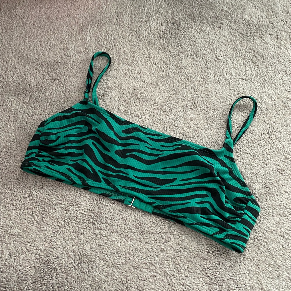Bikini top